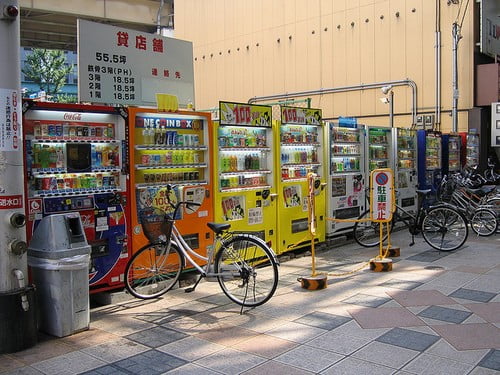 10 Melhores lugares para visitar no Japão 6 maquinas automaticas